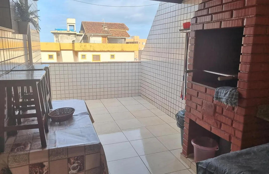 Linda cobertura de 3 quartos na praia grande em Ubatuba-1