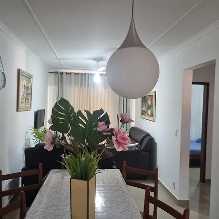 Linda cobertura de 3 quartos na praia grande em Ubatuba-2